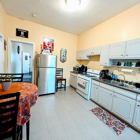 The Avondale Guesthouse شيكاغو المظهر الخارجي الصورة