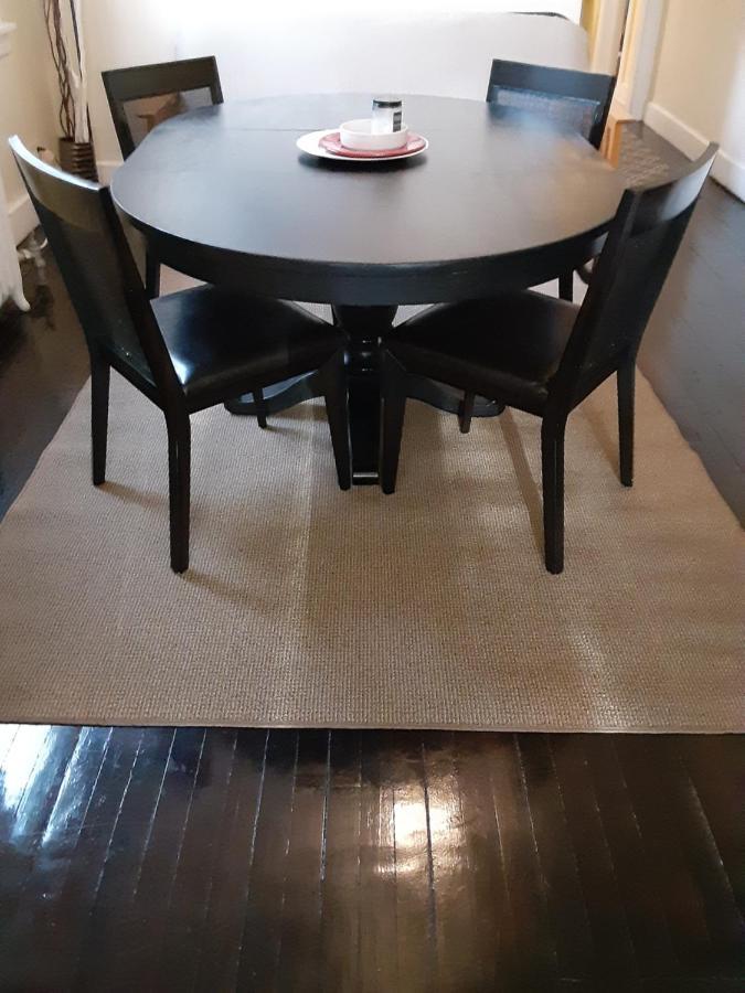 The Avondale Guesthouse شيكاغو المظهر الخارجي الصورة